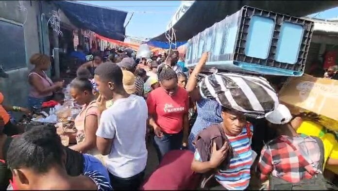 VideoCapture_20231228-183133