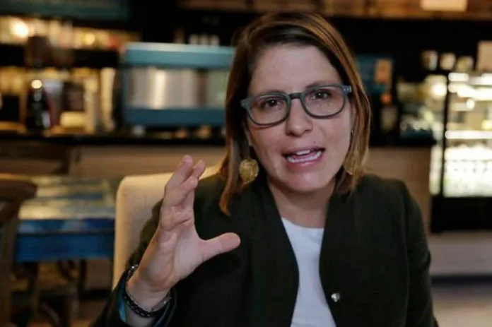 juanita-e1725450367260