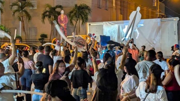 9a7e8015-431a-4935-857e-8050392f5926-0280e9fa-focus-0-0-896-504