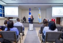Migración realiza programa de formación continua Mediante charlas y talleres a los colaboradores