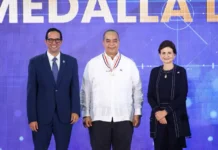 Vicepresidenta entrega Premio Nacional a la Calidad en el Sector Público