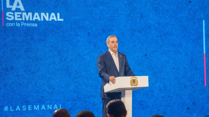 abinader.la_.semanal.-jpg