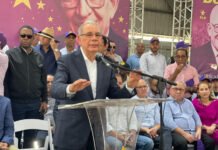 Danilo Medina: «El pueblo debe de aprender a conocer a la persona, no por el discurso sino por lo que hace»