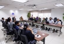 Migración y Consejo Nacional de Competitividad impulsan la transformación digital del permiso de salida de menores