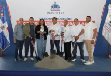 Kelvin Cruz inicia reparación del Multiuso de Piedra Blanca