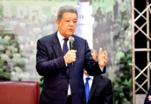 Leonel Fernández se reúne con fuerzas productivas de Santiago