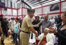 Ministro de Defensa encabeza jornada de apoyo integral a retirados en Villa Duarte