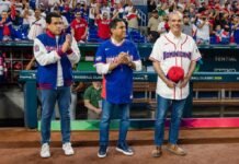 Luis Abinader celebra triunfo de República Dominicana sobre Nicaragua en Clásico Mundial de Béisbol