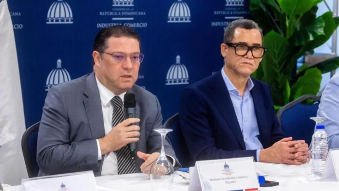 yayo-sanz-lovaton-anuncia-ofensiva-nacional-contra-el-comercio-ilicito-20260308-174616-rMH7-1200x675