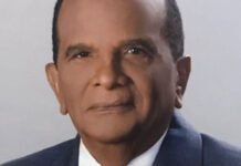 Senado aprueba reconocer la trayectoria de Sánchez Baret