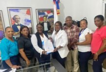 Directora provincial de Salud Pública en Dajabón y directora del Distrito 13-05 de Loma de Cabrera firman acuerdo interinstitucional