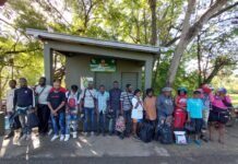 Ejército detiene jeepeta con 17 indocumentados en operativo en Santiago Rodríguez