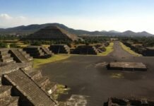 Tiroteo en pirámides de Teotihuacán en México deja turista canadiense muerta y seis heridos