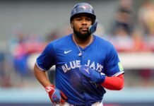 Vladimir Guerrero Jr. conecta su primer jonrón temporada de GL